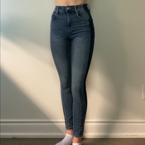 2 Toned Jeans - Picture 3 of 4